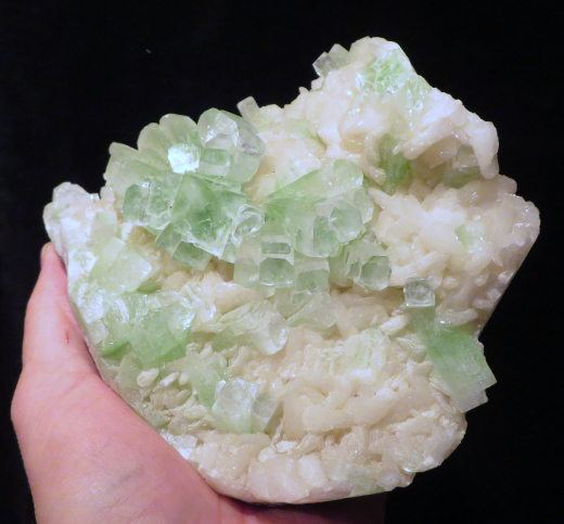 Grüner Fluorapophylit auf weißem Stilbit 1600g , Rahuri / Indien