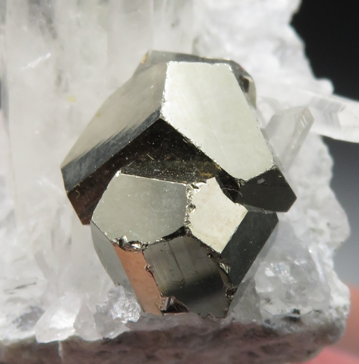 Pyrit mit Bergkristall Kleinstufe, Sumatra / Indonesien