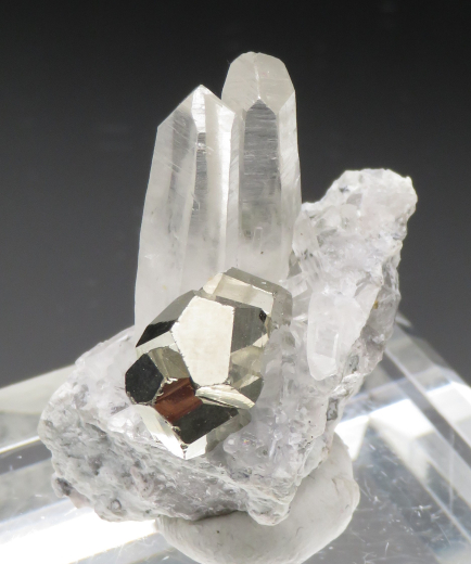 Pyrit mit Bergkristall Kleinstufe, Sumatra / Indonesien