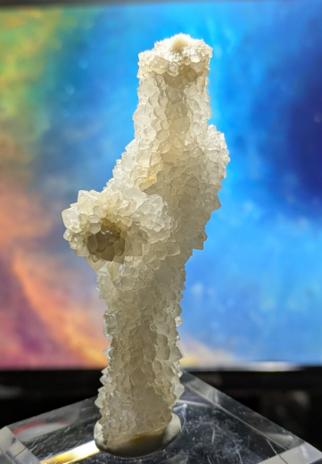 Blumen für die Braut! Quarz auf botryoidaler Chalcedon-Stalaktitenformation, Chandwad / Indien