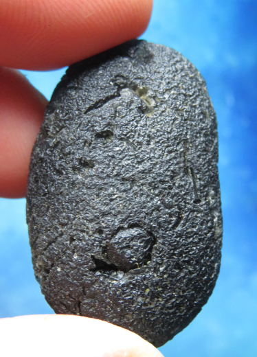 Tektit aus Indonesien 24g, Farbe: graugrün