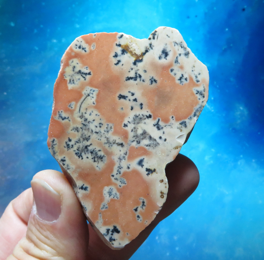 Farbklecks-Jaspis (orange) mit Dendriten 131g, Tangkuban / Indonesien