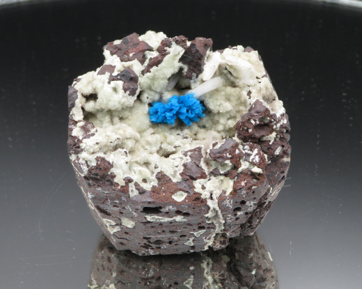 Cavansit + Stilbit auf Heulandit mit Matrix, Puna / Indien