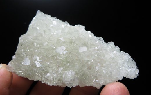 Chabasit in 2 Wuchsformen!, fluoreszierend, Pakistan