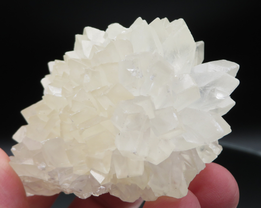 Dogtooth-Calcit Igel, floureszierend, 224g, Indonesien