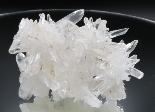 Glasklare Bergkristallstufe aus Kolumbien von skulptureller Spitzenqualität! Wahnsinn!!!