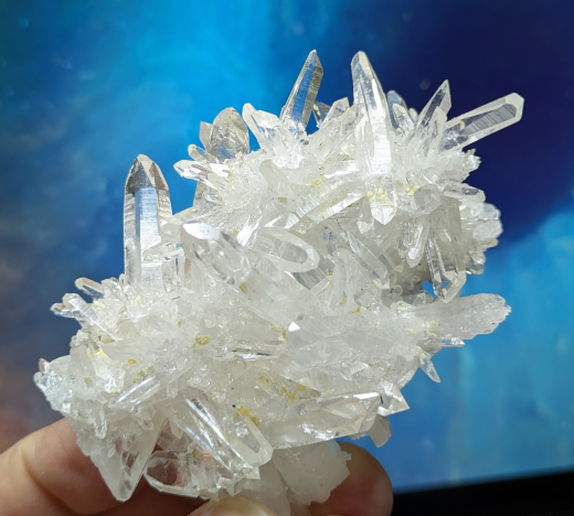 Glasklare Bergkristallstufe aus Kolumbien von skulptureller Spitzenqualität! Wahnsinn!!!