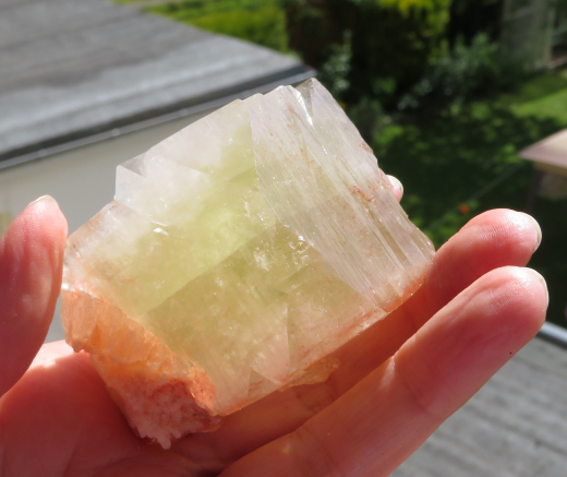 Großer Fluorapophylit Einzelkristall mit Stilbit 140g , Jamthi / Indien!