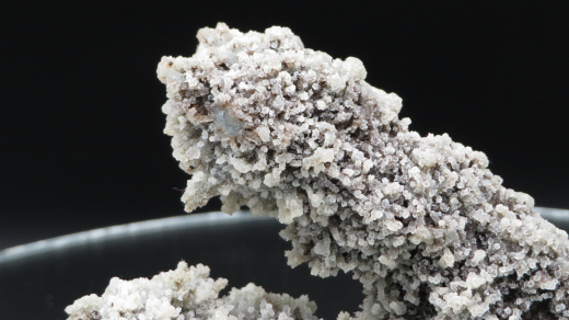 Prehnit auf bunten Stalaktiten 333g, Chalisgaon /Indien