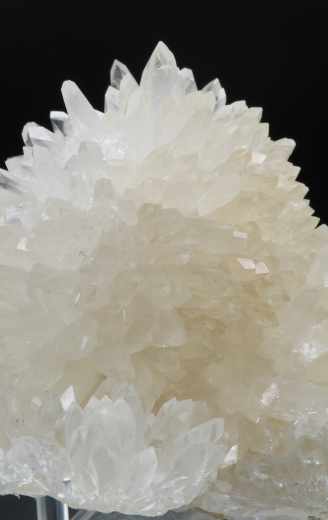 Riesiger Kristall-Igel aus Calcit, weiß fluoreszierend, 1156g, Indonesien
