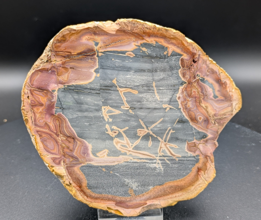 Szenisches Jaspis Kunstwerk! 865g, Sumatra / Indonesien