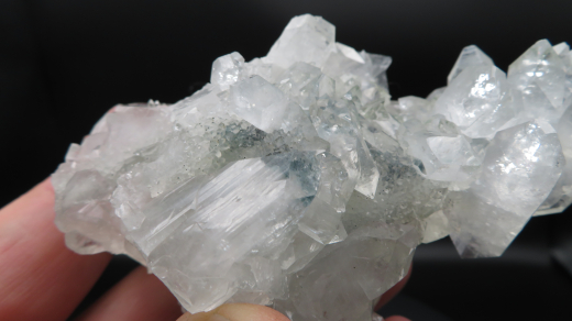 Apophyllit, glasklar, 281g, Jalgaon / Indien