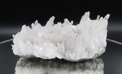 Schamanen-Quarz auf Pyrit 883g , Chifeng / Innere Mongolei